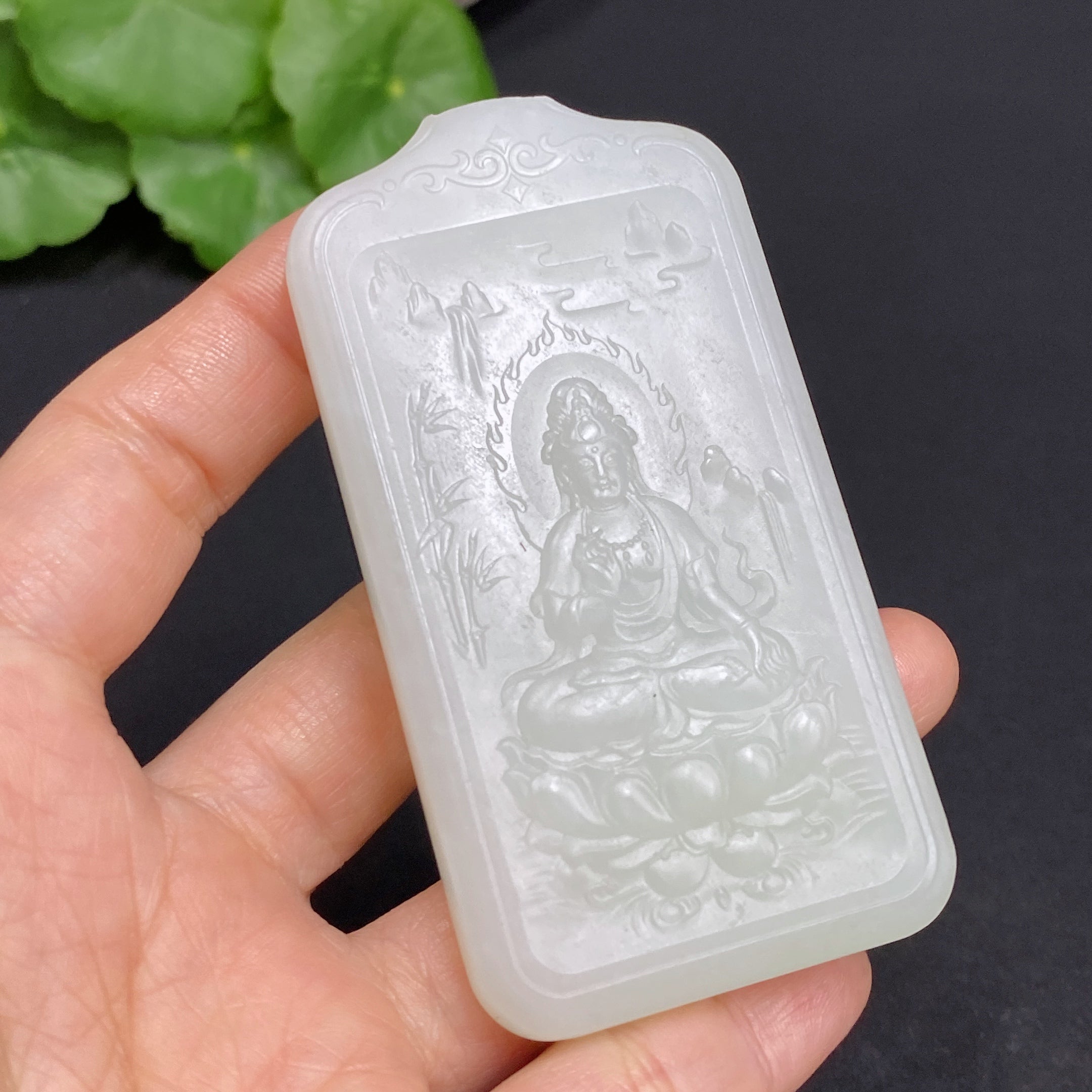 Hetian Jade Pendant Guanyin Total Weight Approx. 66.3g