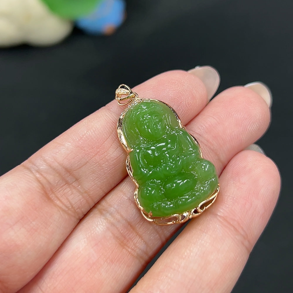 Hetian Jade Jasper Inlaid Pendant Guanyin Total Weight Approx. 4.9g 18k with Diamond Accents