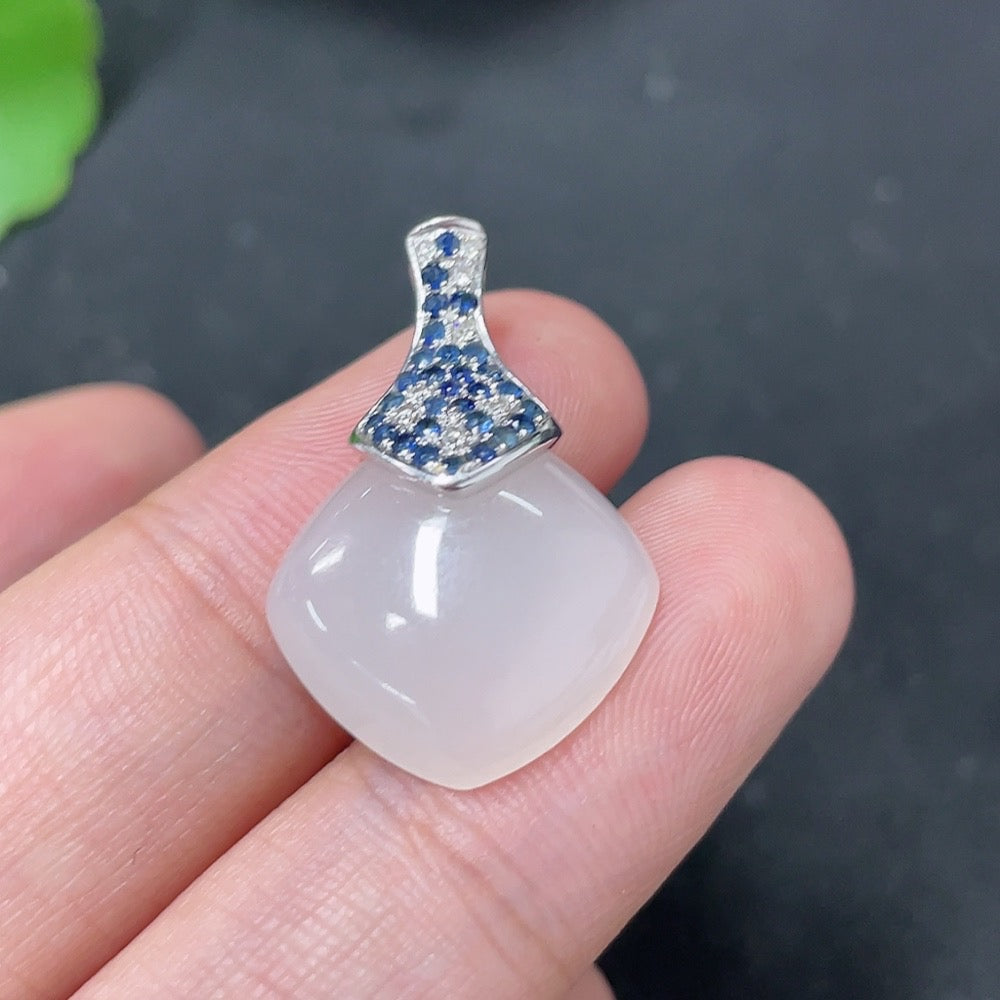 Hetian Jade Inlaid Pendant, 18k Gold, Non-Diamond, Matching Beads Not Hetian Jade, Total Weight Approx. 3.2g