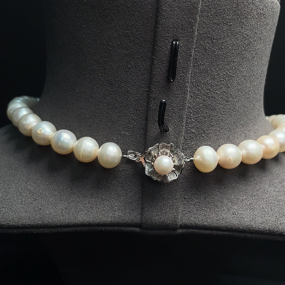 Seawater pearl necklace Non-gold Total weight about 53.18g Size about 9.5mm