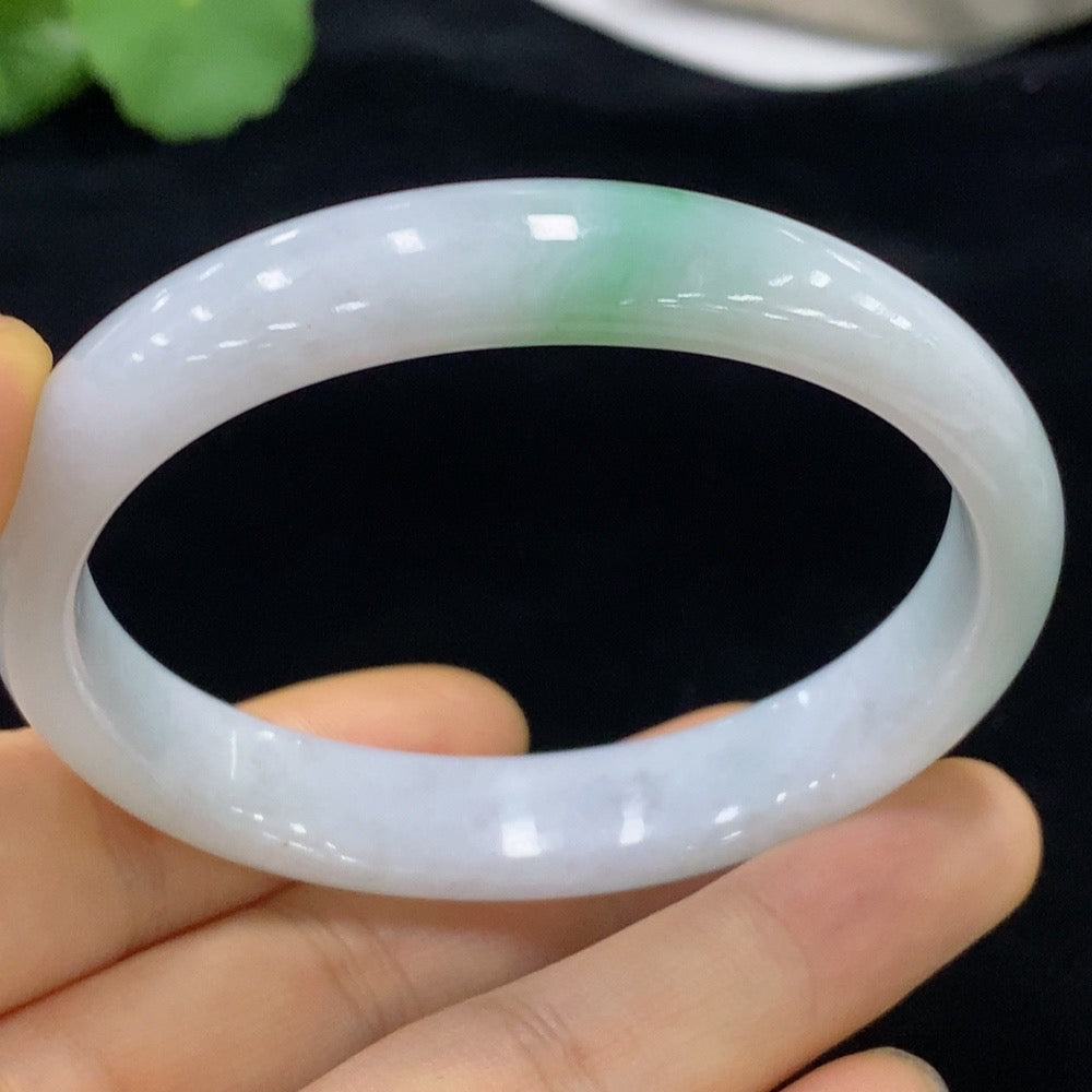 Imperial Concubine Jadeite Bangle 57.8/51 Circumference Approx. 38.32g Total Weight