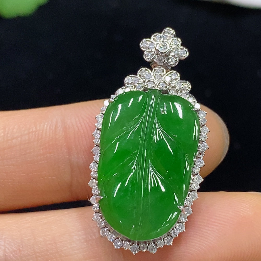Jadeite Pendant Leaf Inlaid with Diamonds . | Huiliu Certified