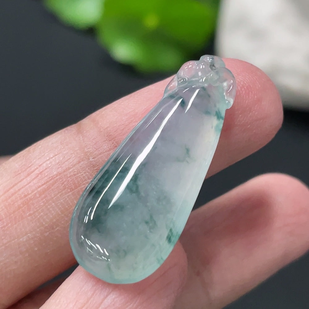 Jadeite Auspicious Gourd Pendant, Total Weight Approx. 3.78g