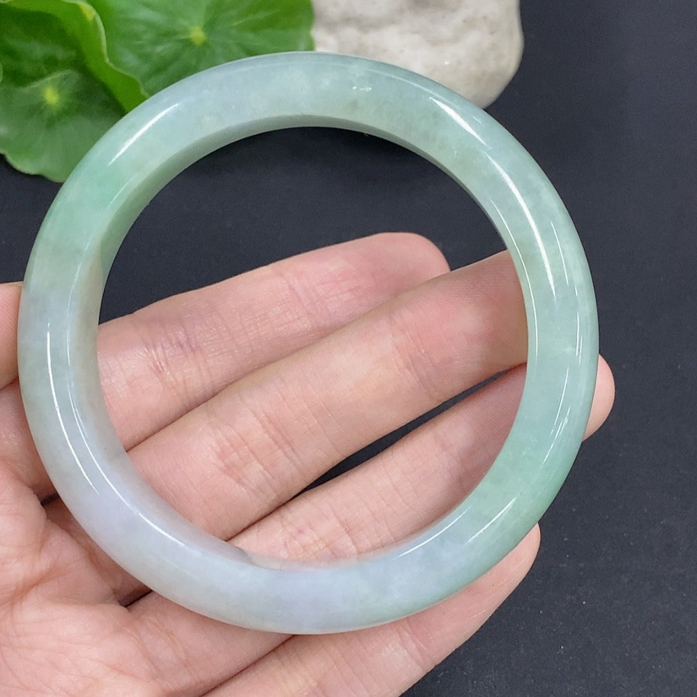 Jadeite Round Bangle