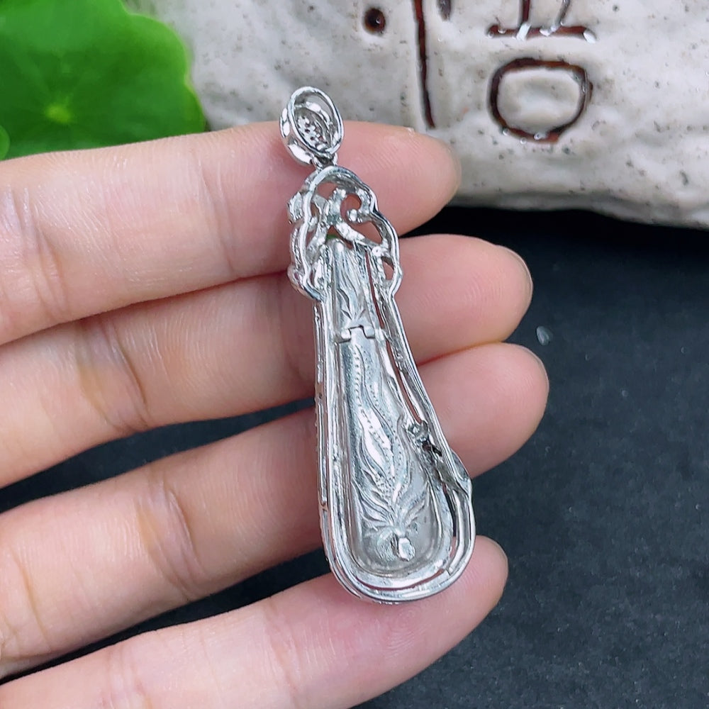 Jadeite Pendant with 18k Gold and Diamond Accents