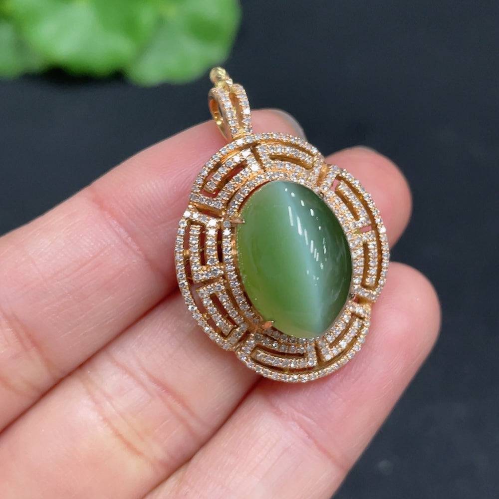 Huiliu Hetian jade jasper cabochon ring and pendant set with diamond accents, showcasing polished jade and elegant jewelry design.
