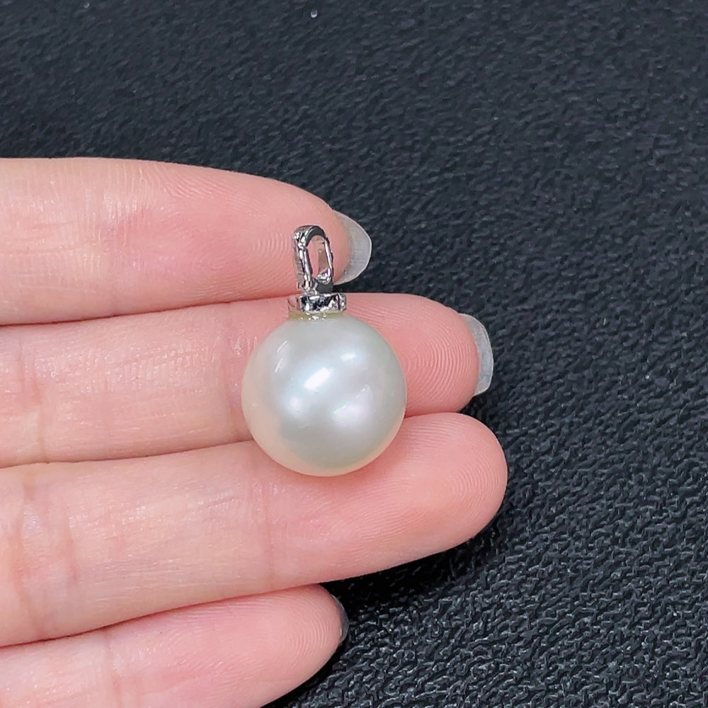 Seawater Pearl Pendant Non-Diamond 18K Gold Size