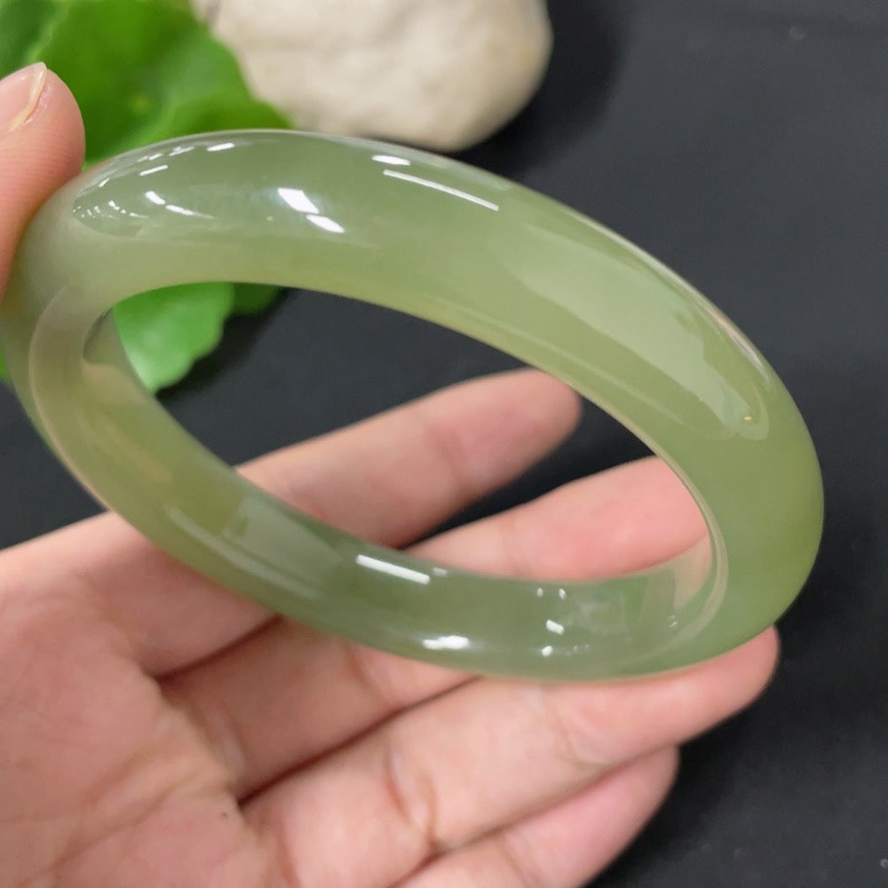 Hetian Jade Round Bracelet Size 57.8 Total Weight Approx. 50.5g