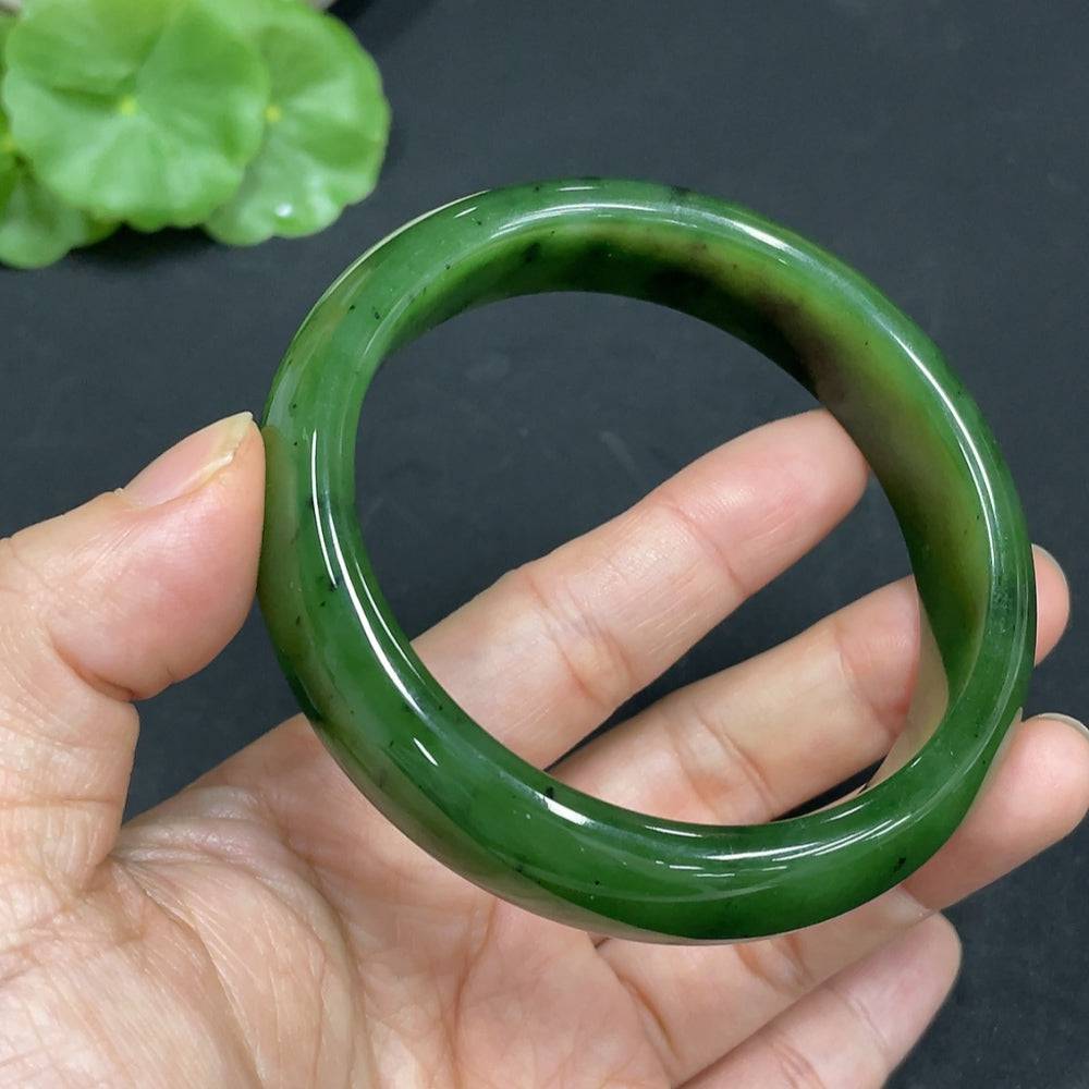 Huiliu HQ Hetian Jade Jasper round bracelet with 59.1mm size and 61.4g weight, showcasing polished smooth jade beads.