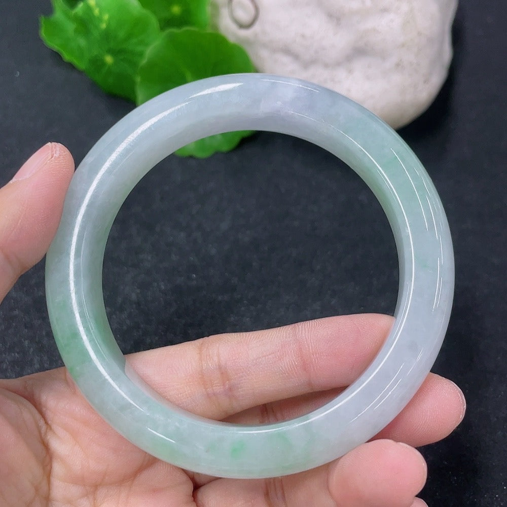 Jadeite Round Bangle Size 58.2mm Total Weight Approx. 71.12g