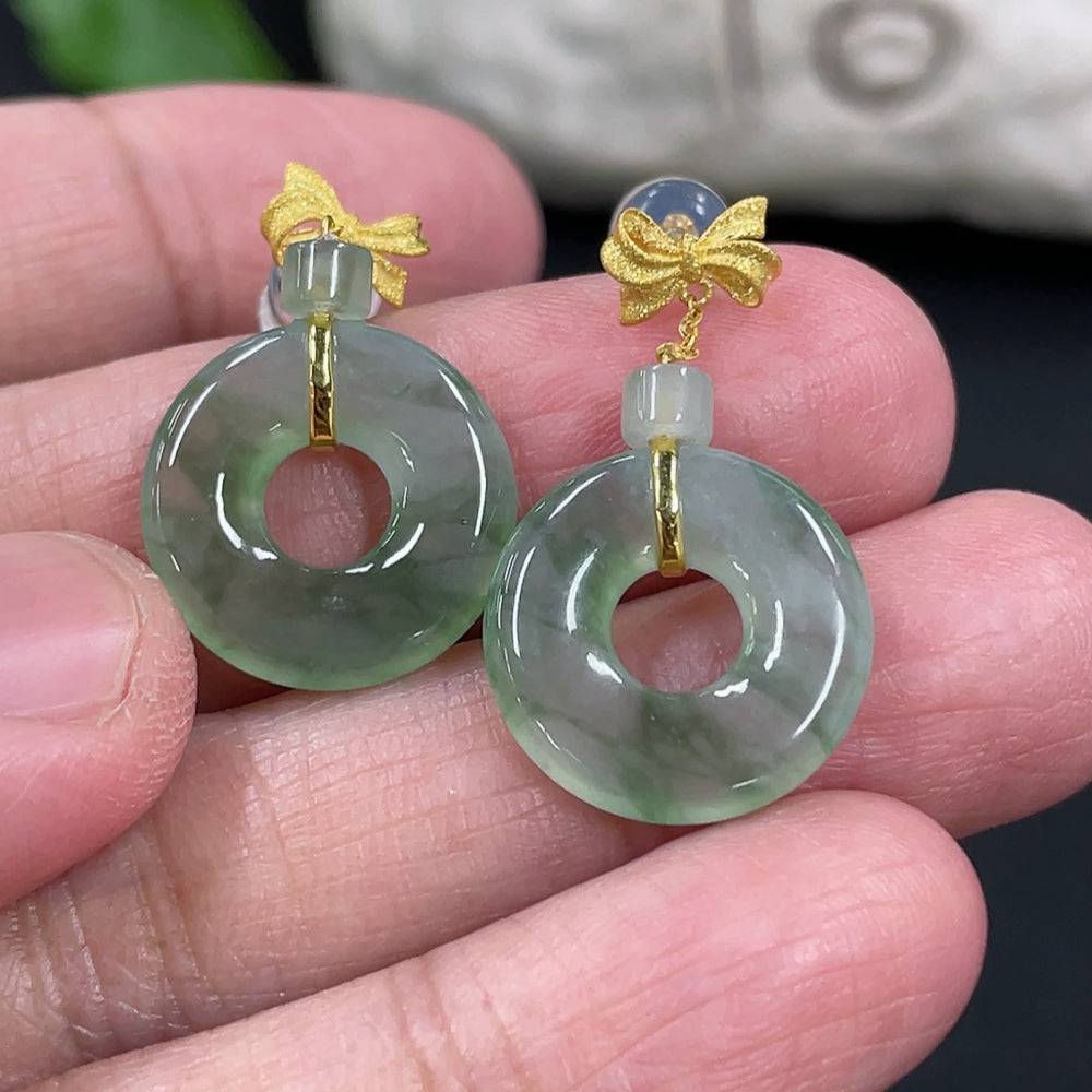 HUILIU HQ jadeite donut stud earrings in 18k gold setting, featuring round jade stones, approximately 3.2g without ear backs.