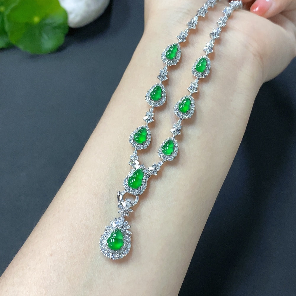 ジェダイト瓢箪象嵌ネックレス 18Kゴールドセッティング 総重量約21.2g【総額:13,118米ドル】