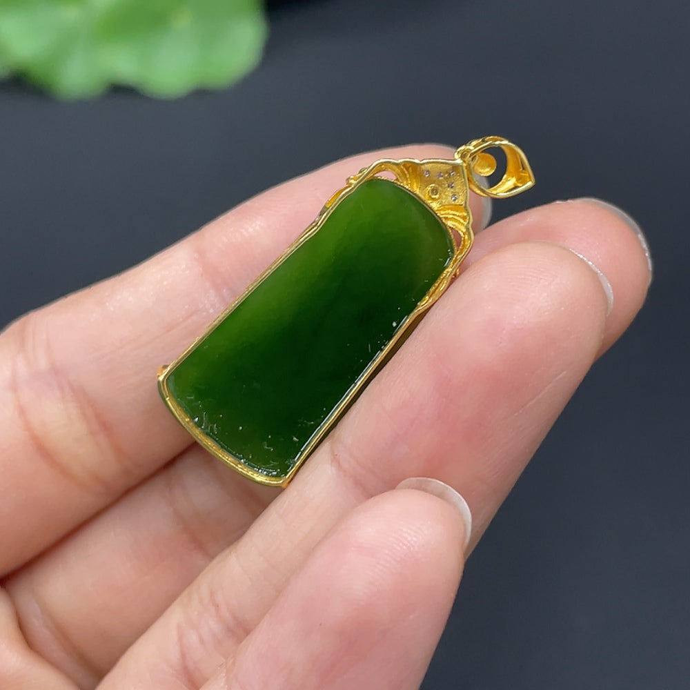 Hetian Jade Jasper Inlaid Plain Pendant 18K Gold Total Weight Approx. 3.6g Non-Diamond