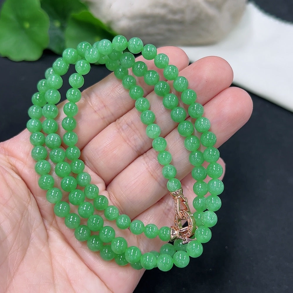 Jadeite Beaded Necklace Non-gold Inlaid