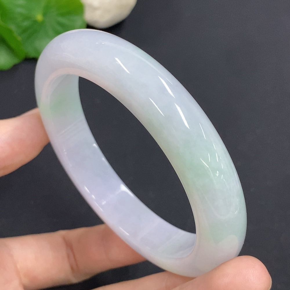 Jadeite round bangle with size 58.7 and weight 68.3g, featuring smooth green jade, from HKHQ.
