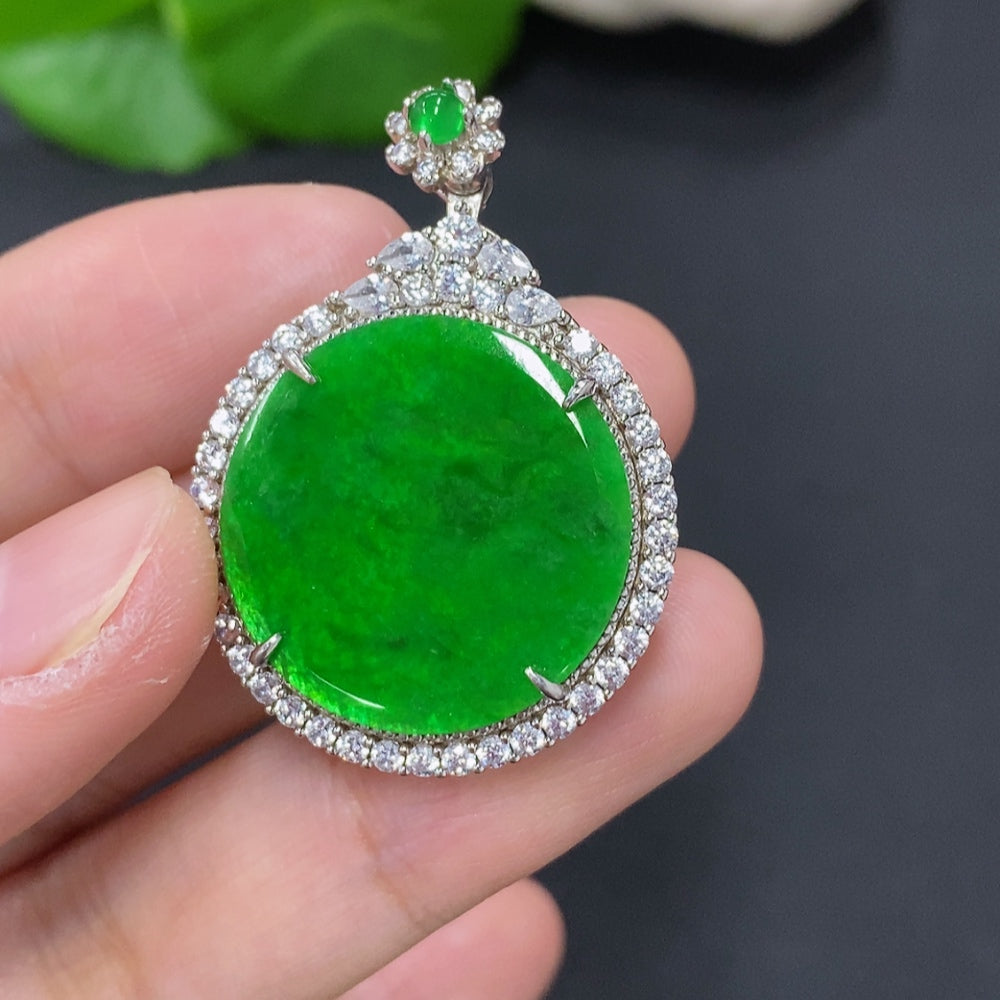 Jadeite plain pendant necklace with non-gold setting, elegant jewelry piece from HKHQ featuring a smooth jadeite gemstone.