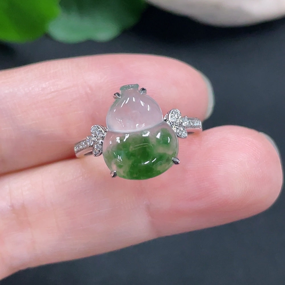 Jadeite inlaid ring size 14 18K gold total weight about 2.8g (with diamond accents)