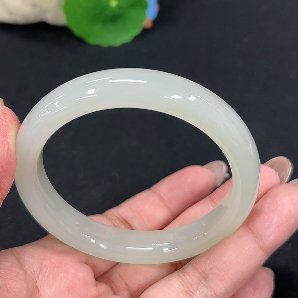 Hetian Jade Round Bracelet Size 58.3 Total Weight Approx.51g
