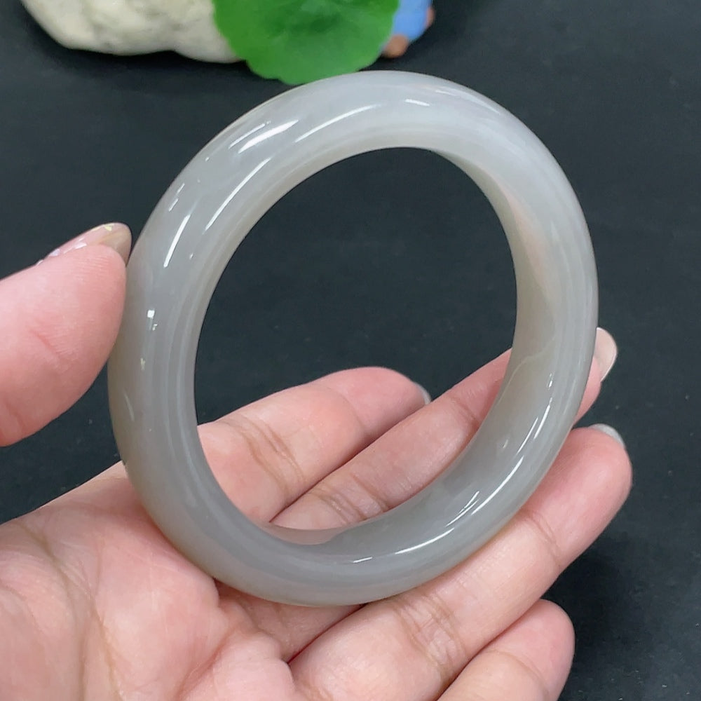 Hetian Jade Round Bracelet Size 57.2 Total Weight Approx. 65.5g