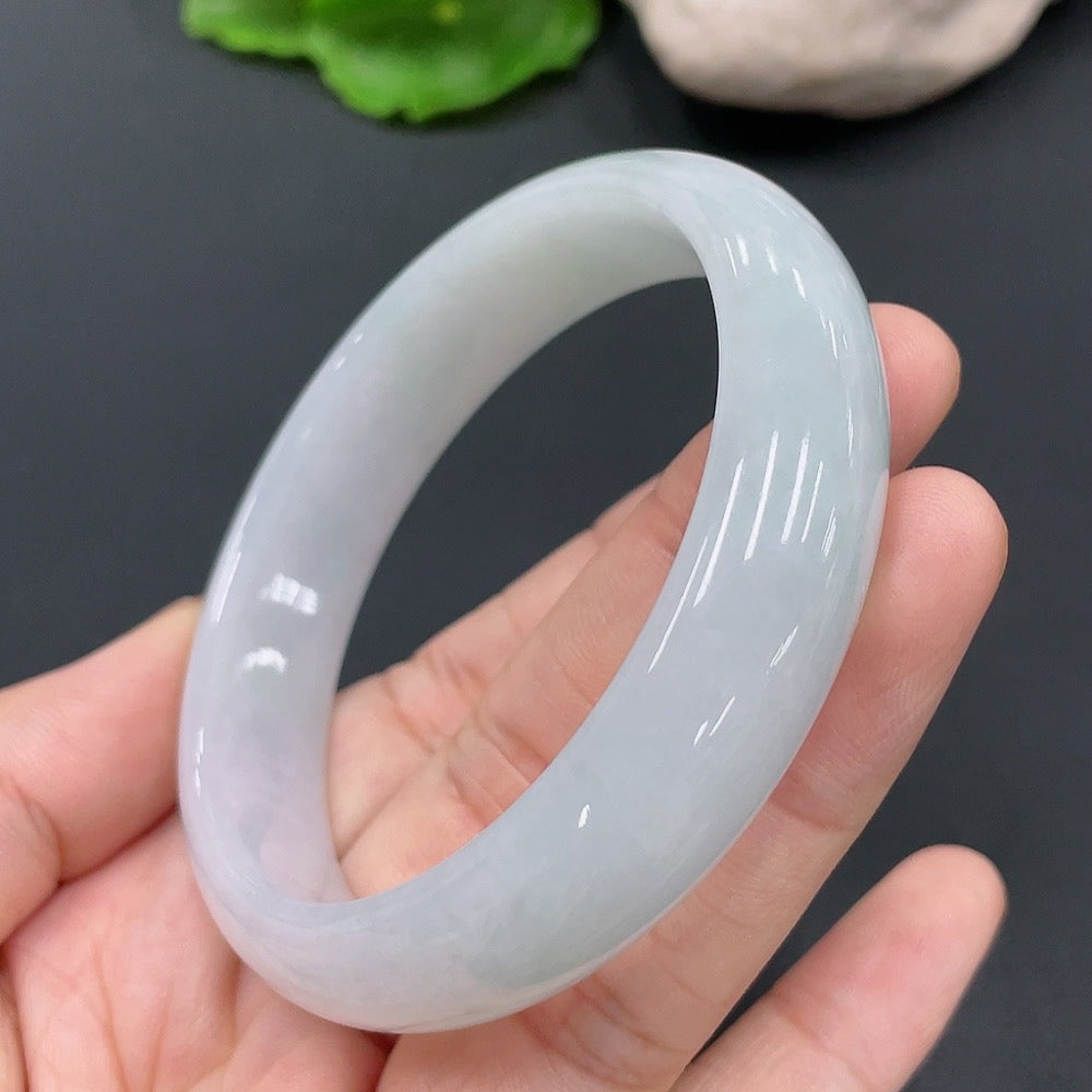 Jadeite Regular Bangle Size 55.8 Total Weight 51.697g