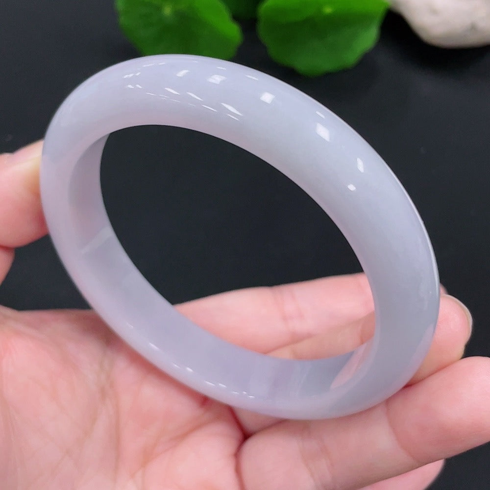 Jadeite Regular Round Bangle, Size 59, Total Weight Approx. 57.7g