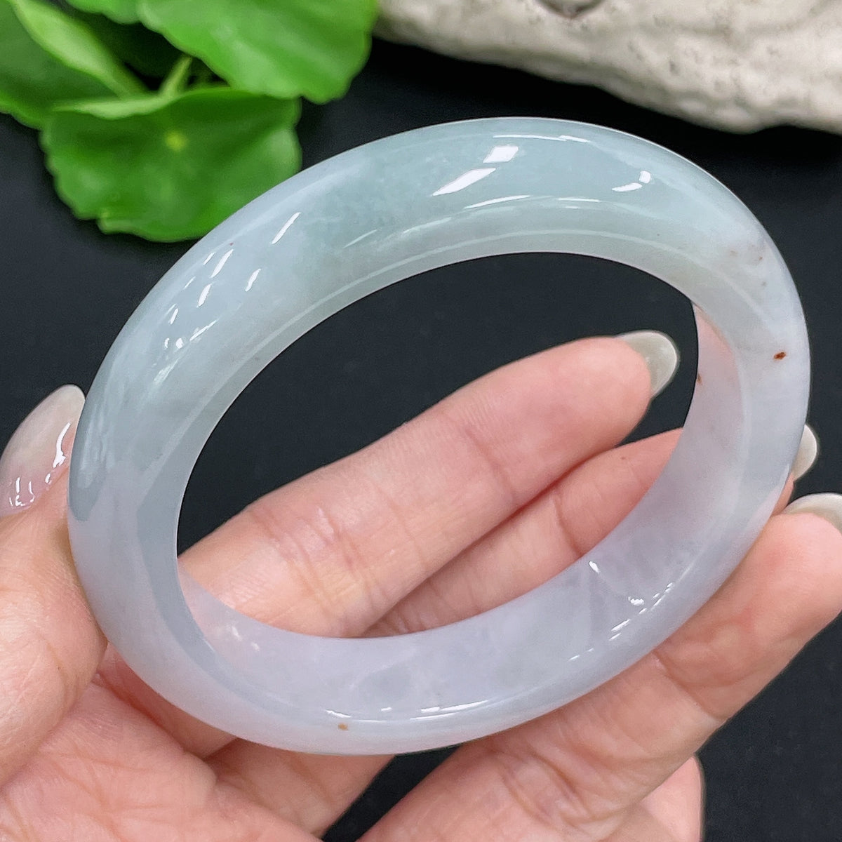 Jadeite Round Bangle