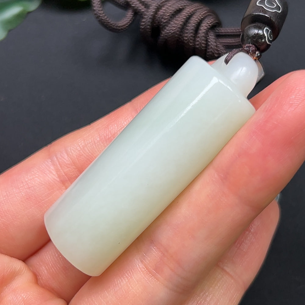 HKHQ Hetian Jade bamboo tube pendant necklace with rope, features a polished jade pendant weighing approximately 38.6g.
