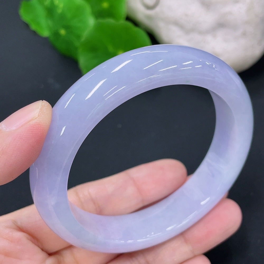 Jadeite Round Bangle