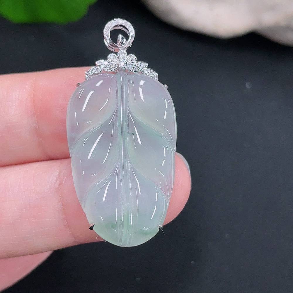 HUILIU HQ jadeite leaf pendant with 18k gold and diamond accents, featuring a detailed jade jewelry design.