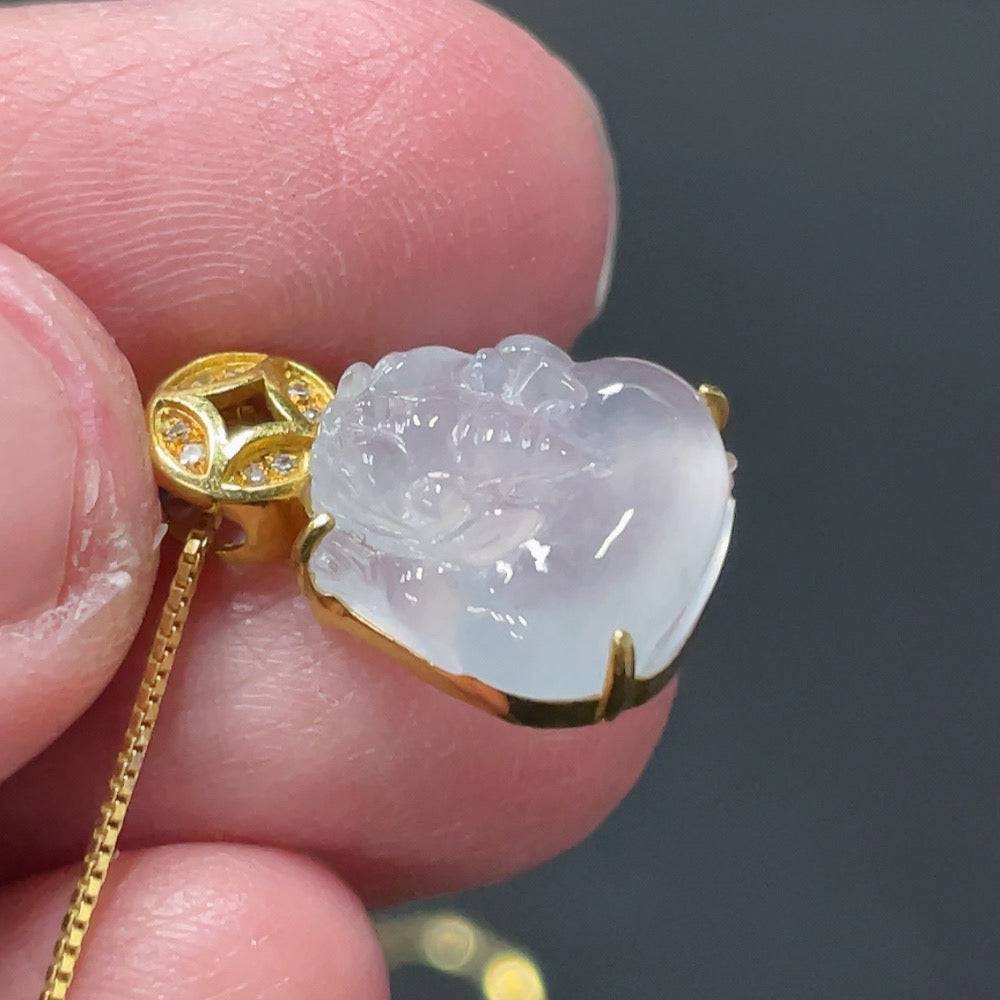 Jadeite Pi Xiu pendant with diamond accents on a gold chain, weighs about 1.7g, by HUILIU HQ, jewelry image.