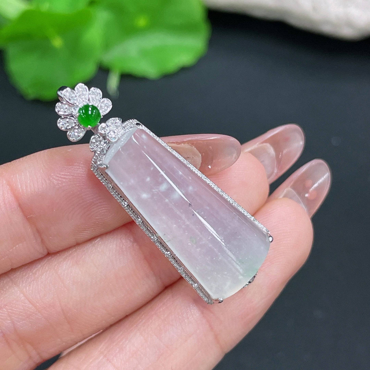 Huiliu Jadeite plain pendant inlaid with diamonds, showcasing a smooth, polished jade surface with sparkling diamond accents.