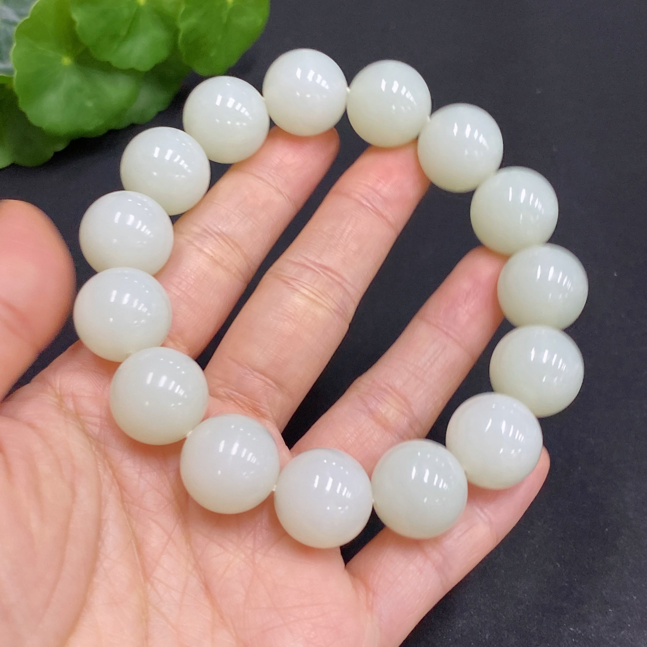 Hetian Jade Bracelet Approx. 14.8mm Beads Total Weight Approx. 77.9g