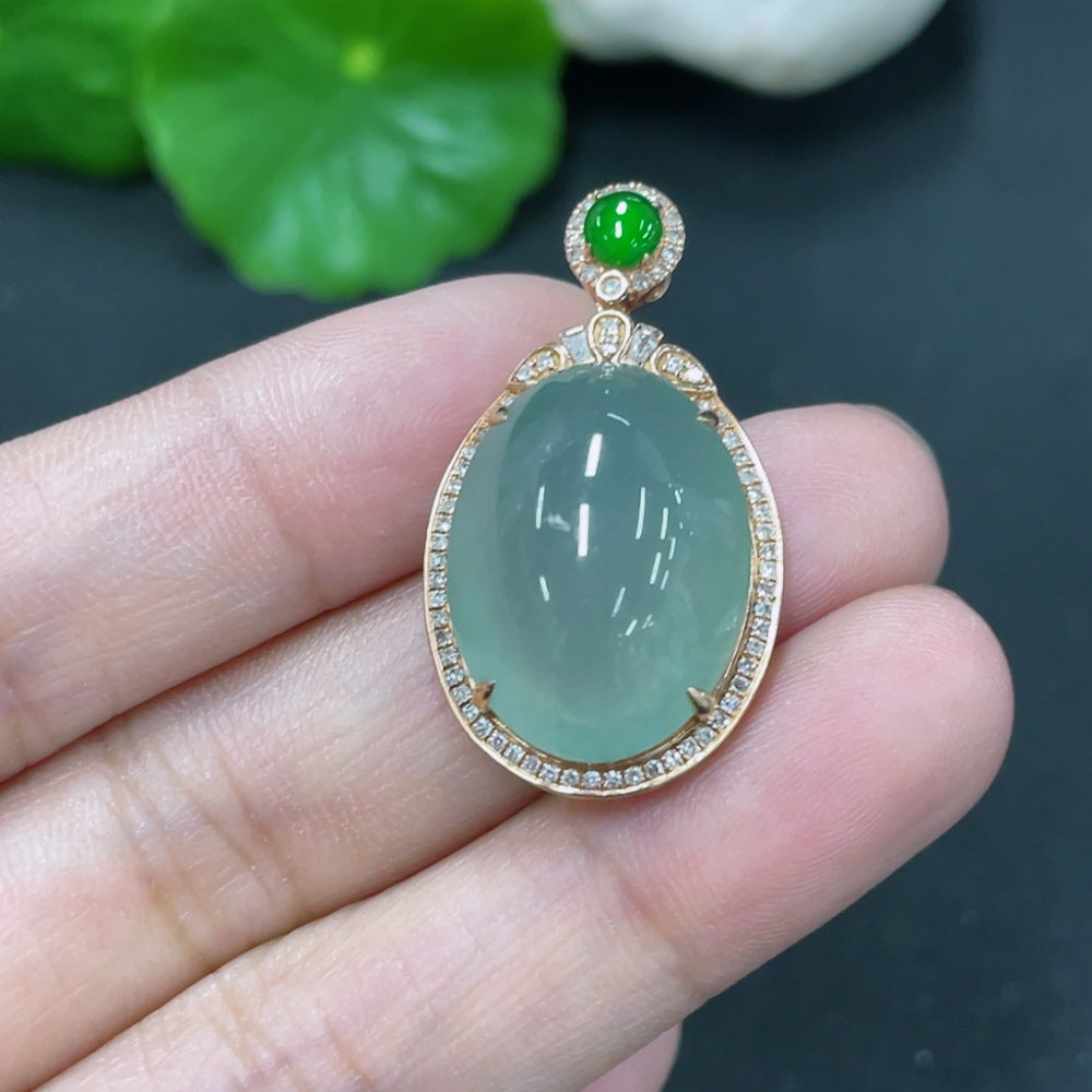 Jadeite Cabochon Pendant with 18K Gold and Diamond Accents, Total Weight Approx. 5.59g