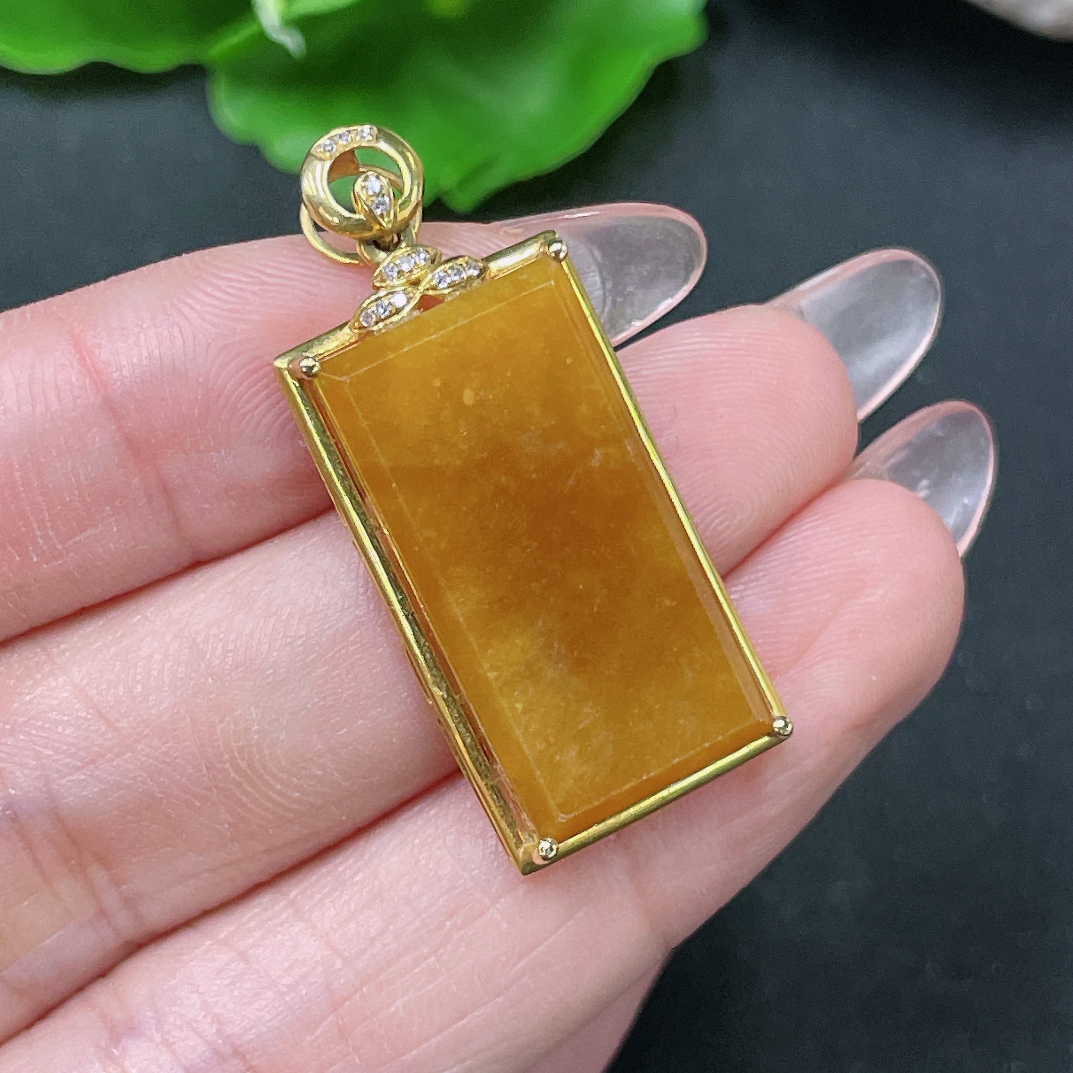 Jadeite Inlaid Piece Inlaid Yellow Color Origin Undetermined Approximately | Huiliu Certified