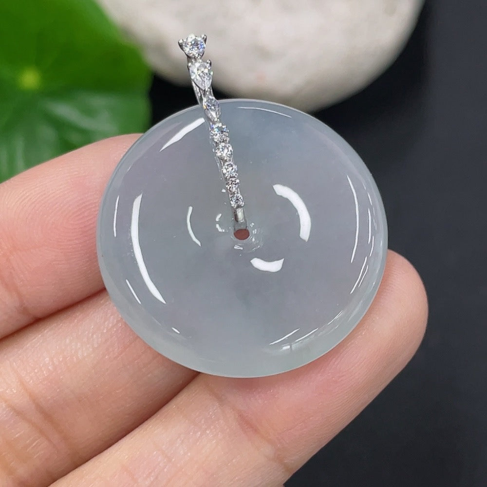 Jadeite Pendant Peace Knot Non-Diamond . | Huiliu Certified