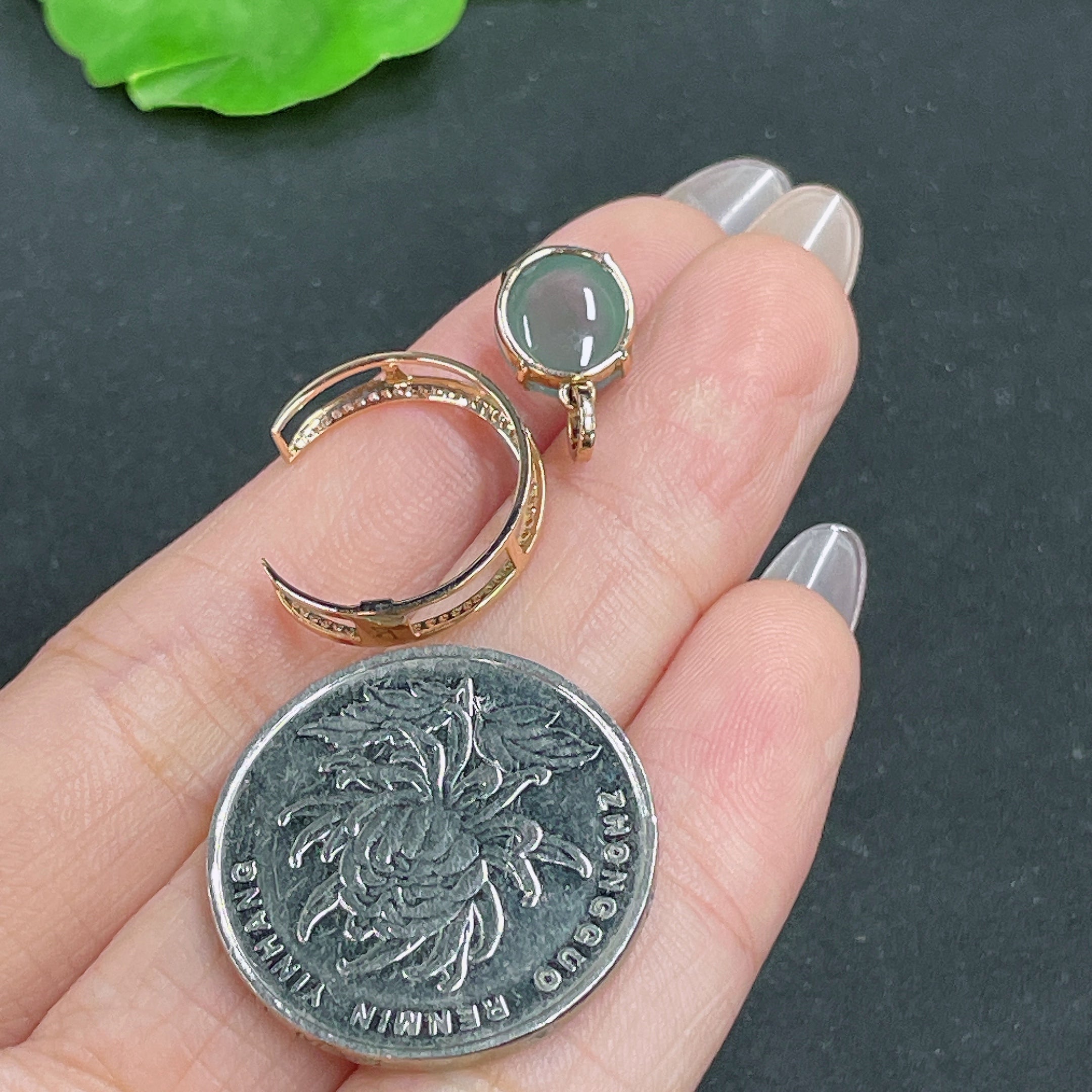 Jadeite Pendant 18k Gold Set with Diamonds (Dual-purpose Ring) Total Weight Approx. 1.82g