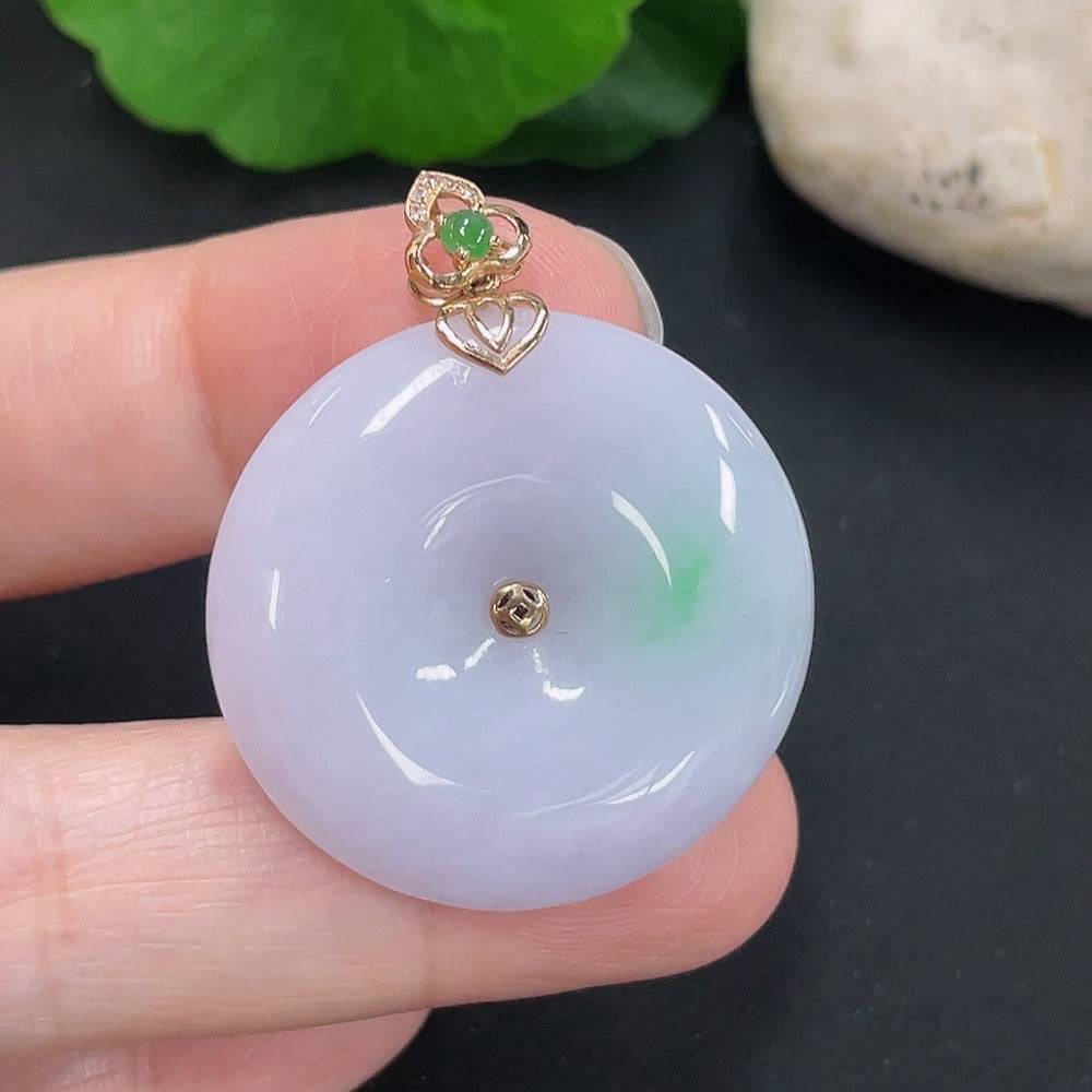 HUILIU HQ jadeite safety buckle pendant with 18K gold, featuring a smooth jade surface and secure buckle design.