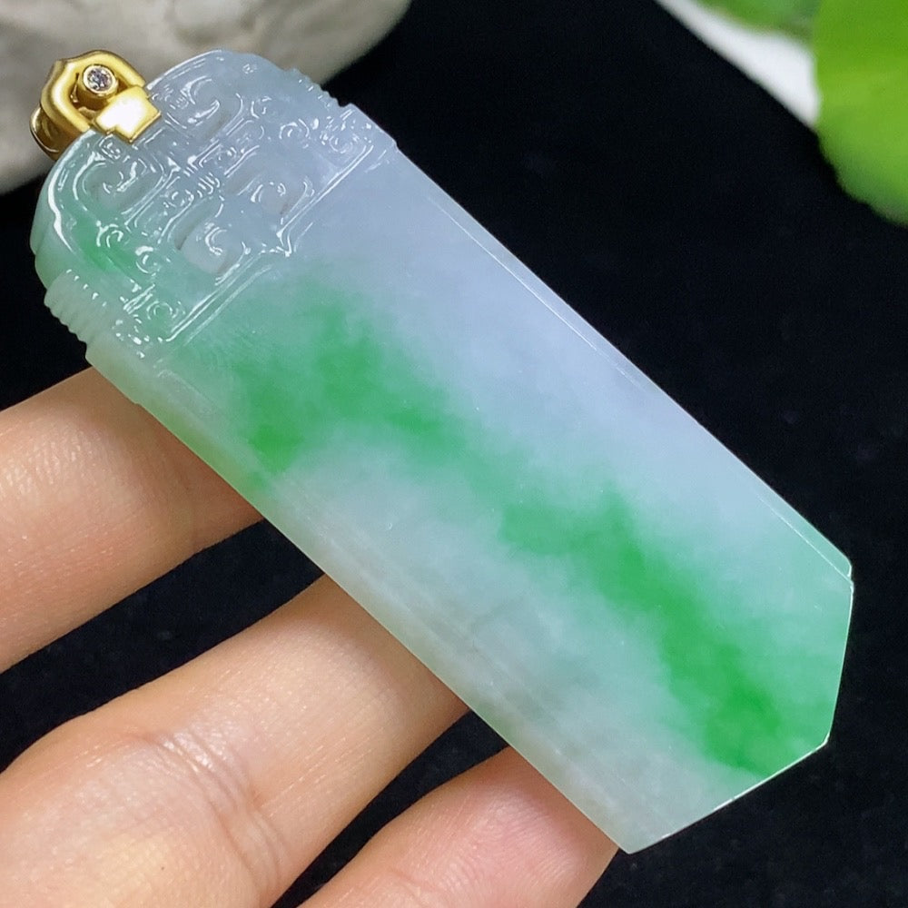 Jadeite Antique Pendant 18k Non-Diamond