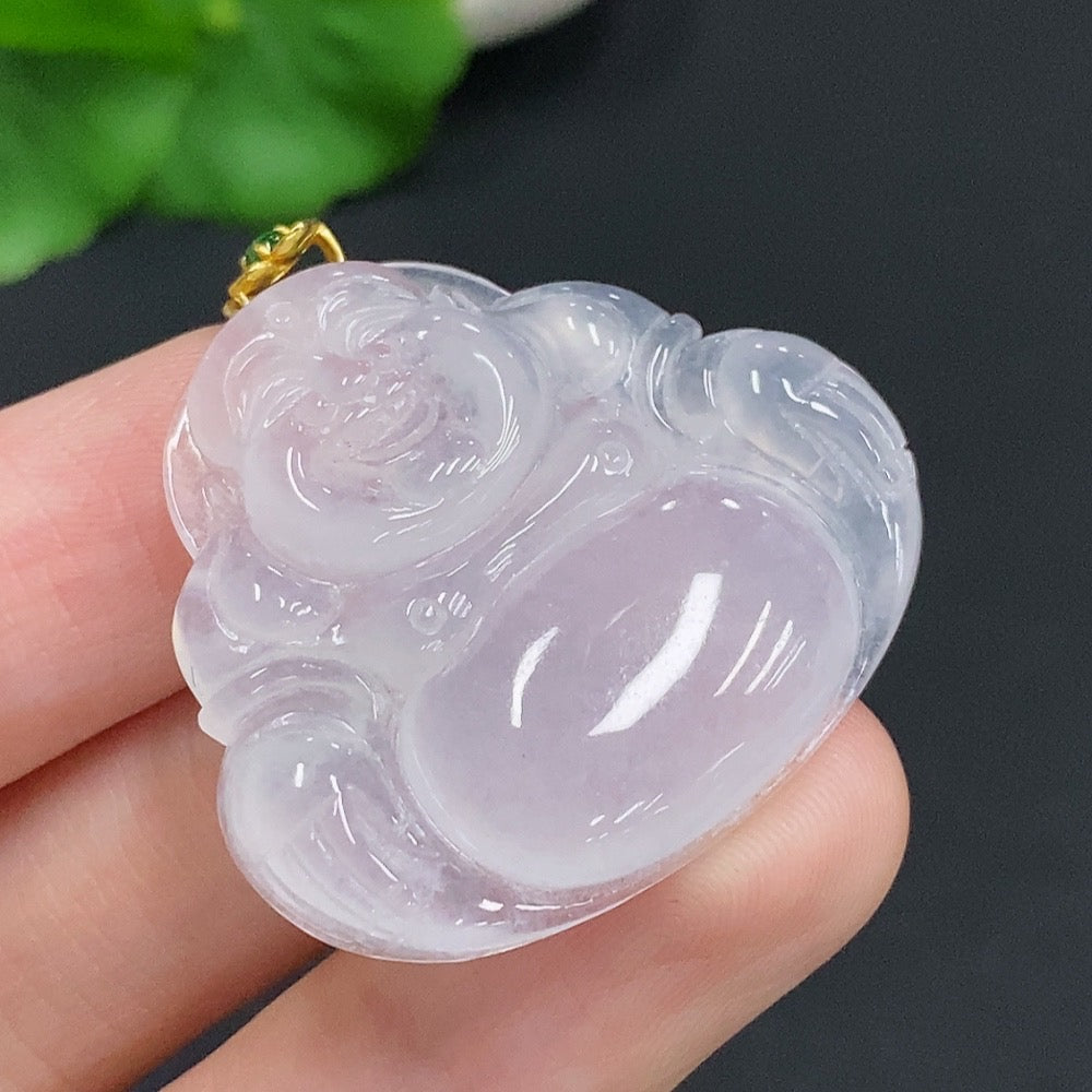 Jadeite Buddha pendant with 18k gold clasp, crafted from green jade, weighs approximately 10g, featuring detailed Buddha carving.