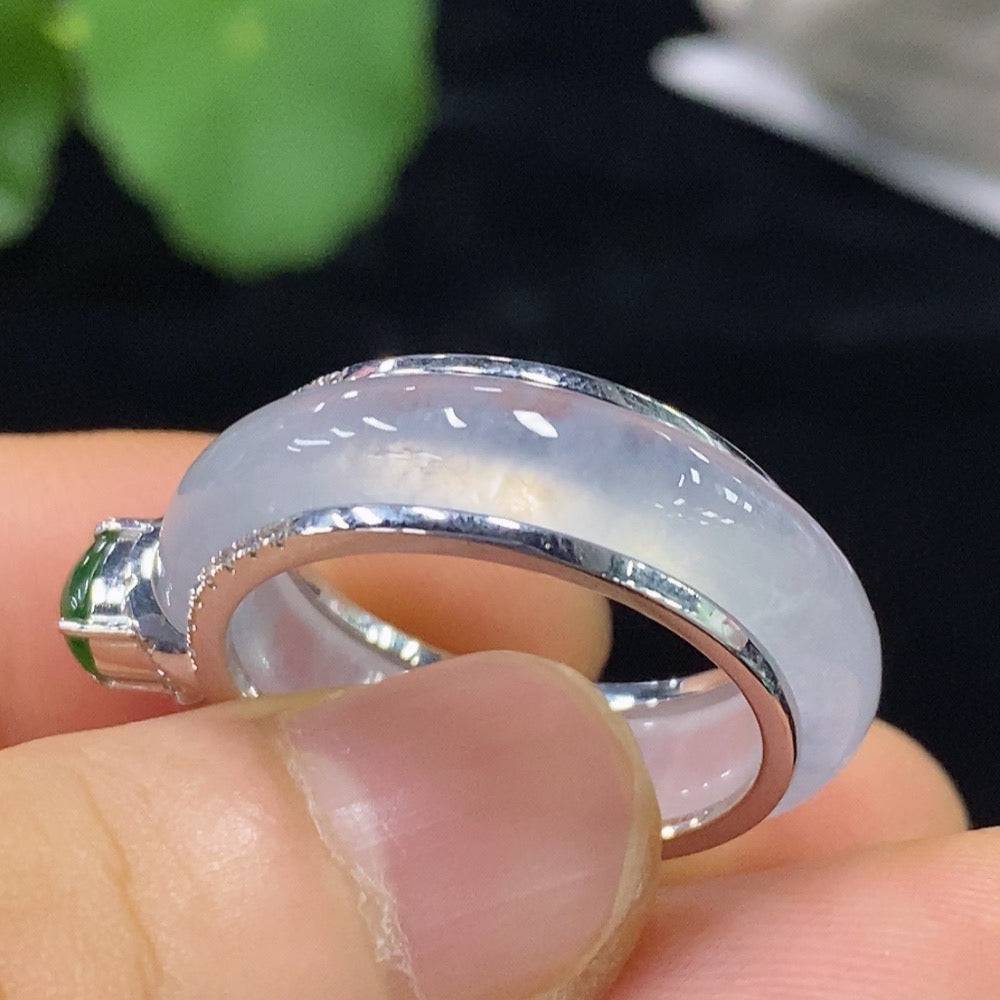 HUILIU HQ jadeite ring in 18k gold size 20 with diamond accent, showcasing the elegant green jade and sparkling details.
