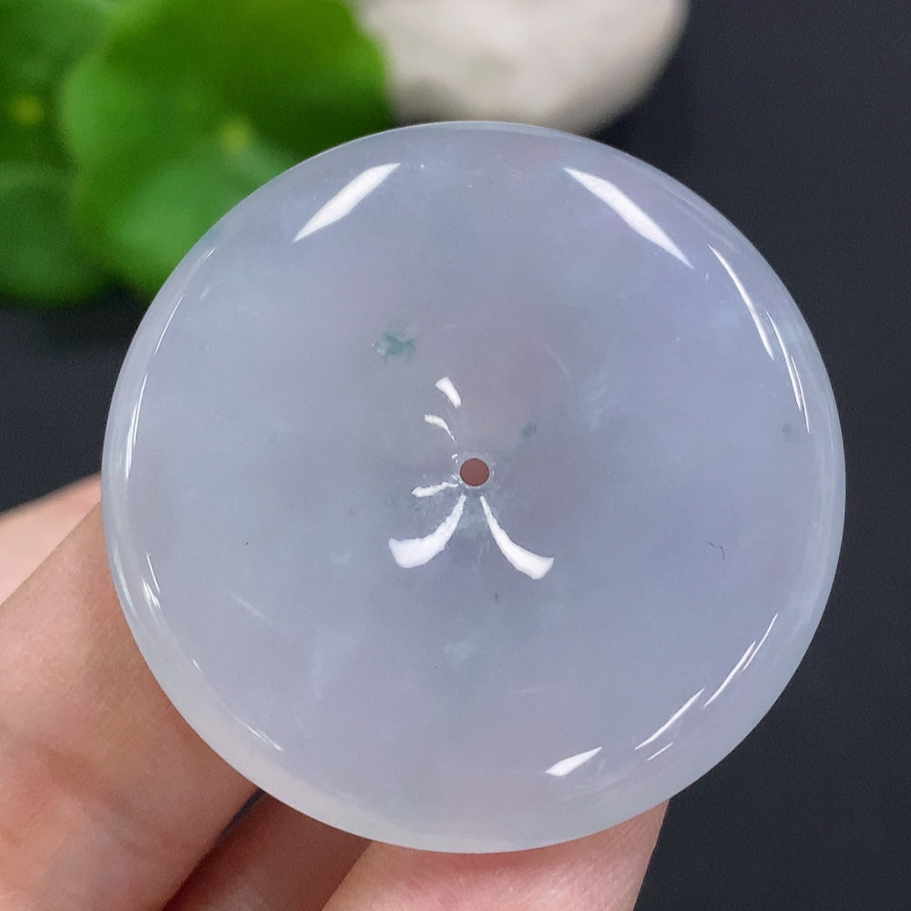 JadeitePeace Pendant, total weight approximately 17.6 grams
