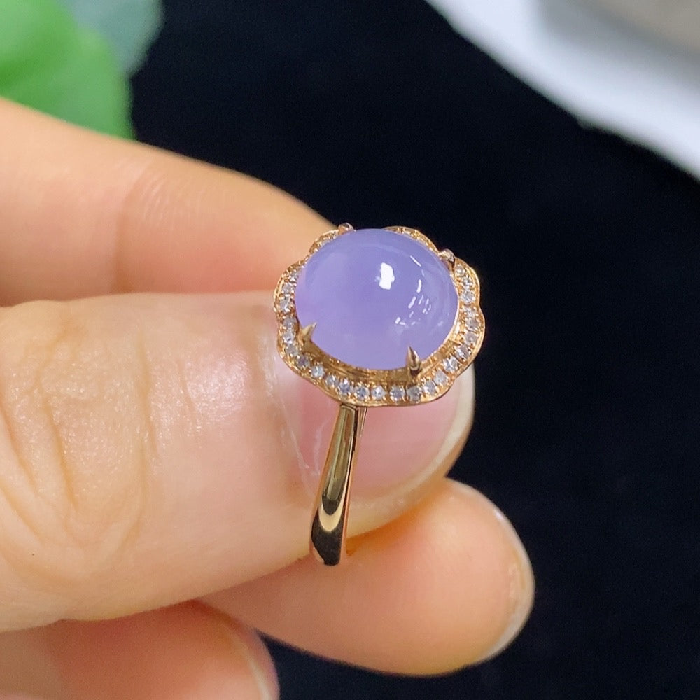 Jadeite Cabochon Inlaid Ring with 18K Gold and Diamond Accents, Size 17, Total Weight Approx. 3.24g