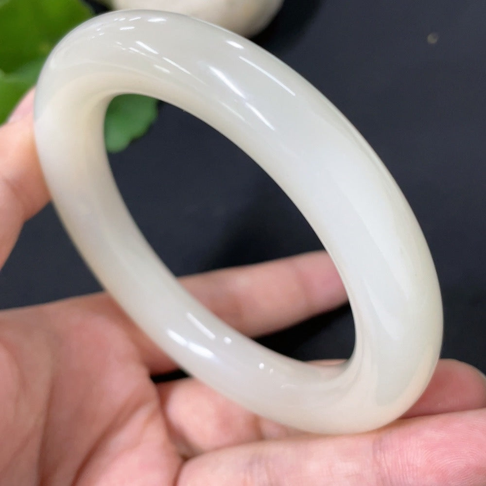 Hetian Jade Round Bangle Size 58.3 Total Weight Approx. 74.7g