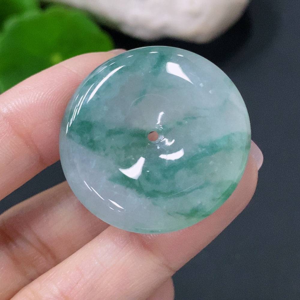 Jadeite pendant featuring a peace knot design, crafted from jade, weighing approximately 9.58g, by HUILIU HQ.
