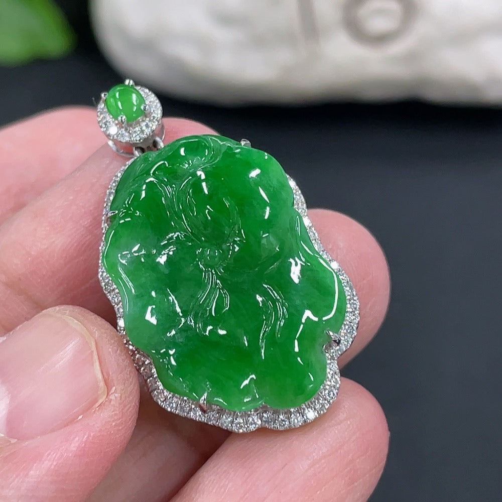 Jadeite Harmony and Beauty Inlaid Pendant, No Hallmark, Gold Content Approximately 58% Au, Accented with Diamonds, Total Weight Approximately 5.96g