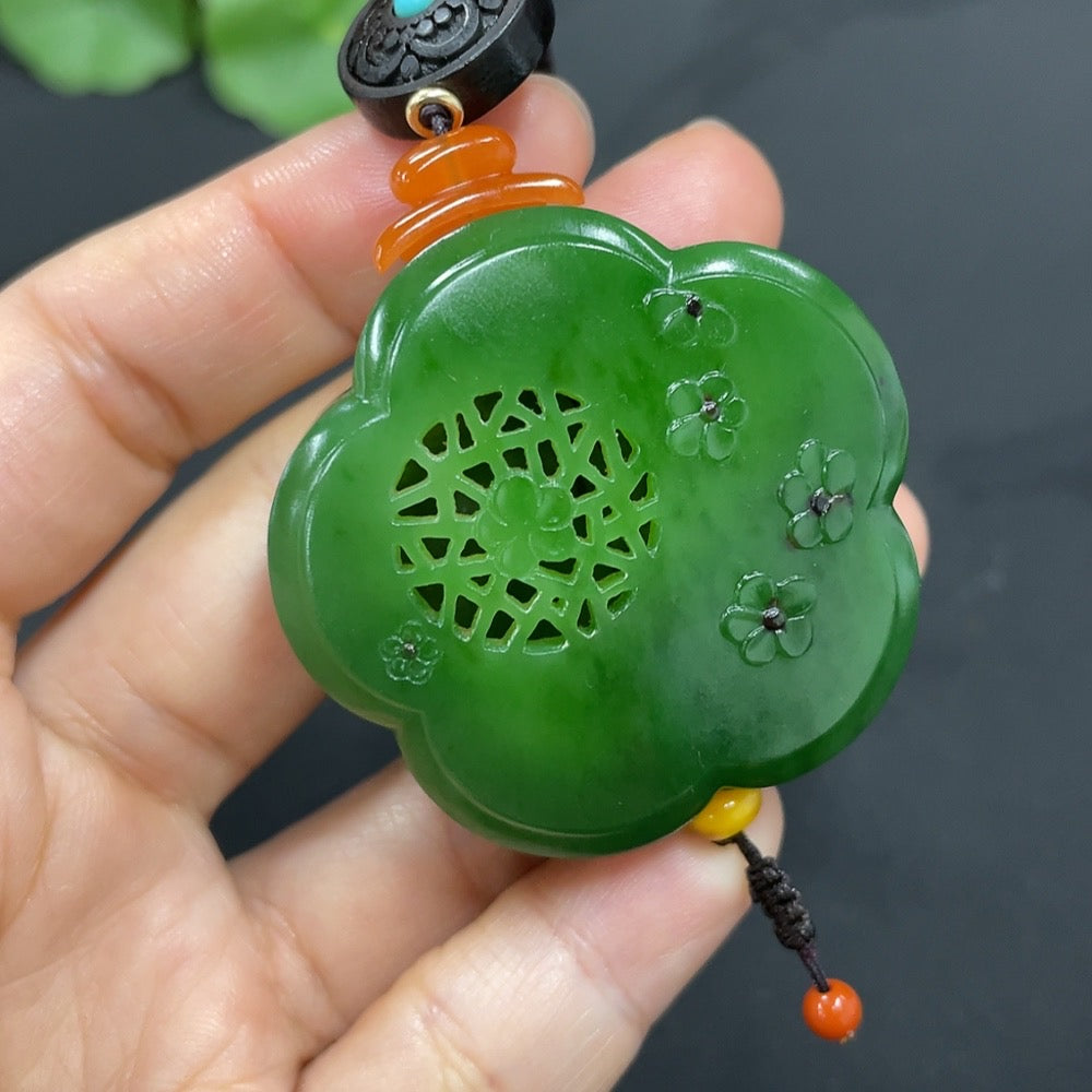 Hetian Jade Jasper Pendant 'Flowers Blooming and Wealth Flourishing'