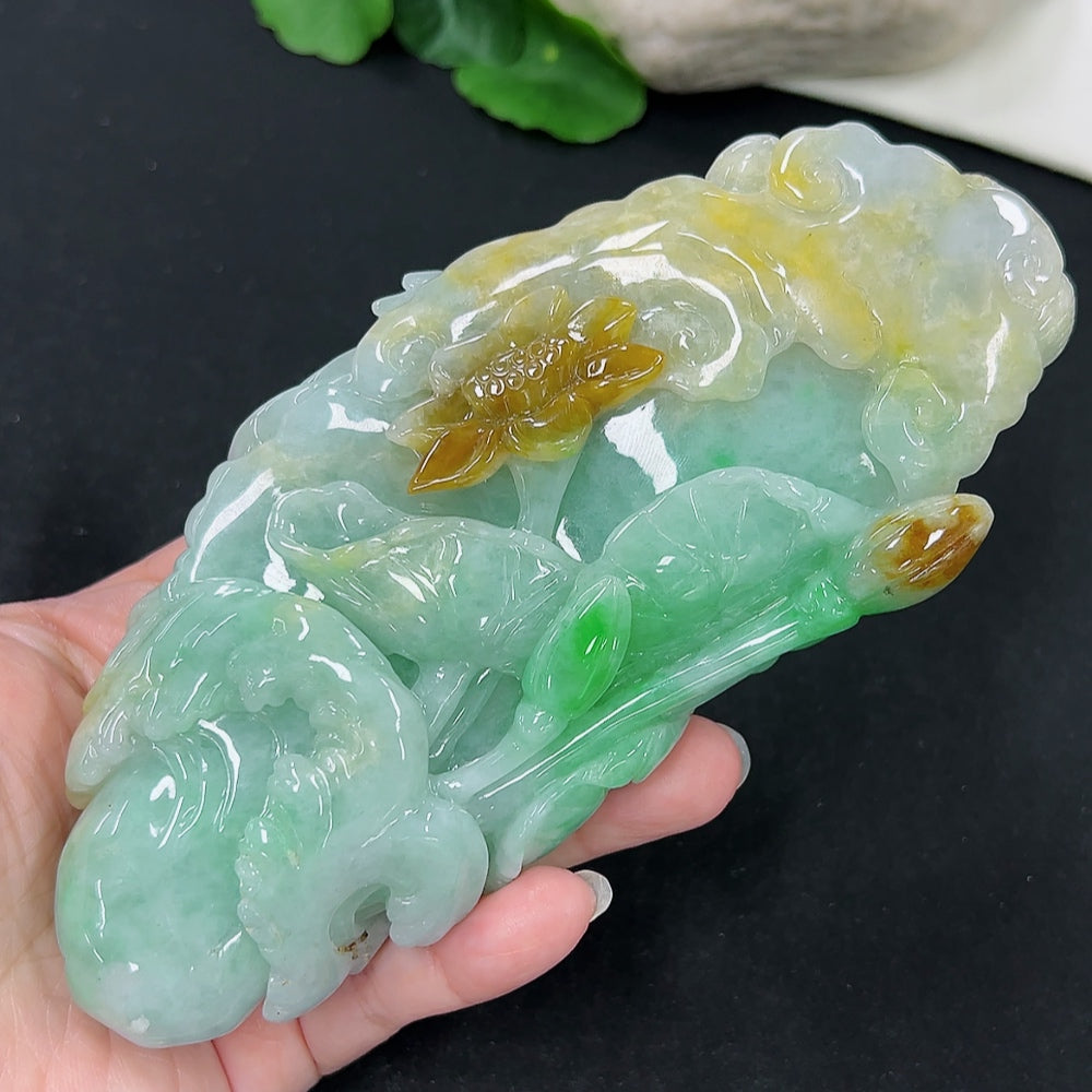 Jadeite He He Xiangu jewelry ornament by HKHQ, featuring intricate jadeite craftsmanship and traditional design.