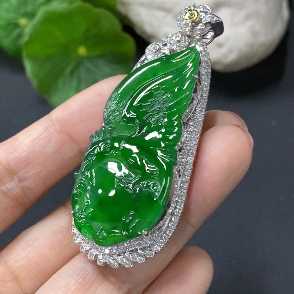 Jadeite Inlaid Pendant Eagle 18K Gold Inlaid Total Weight Approx. 14.8g