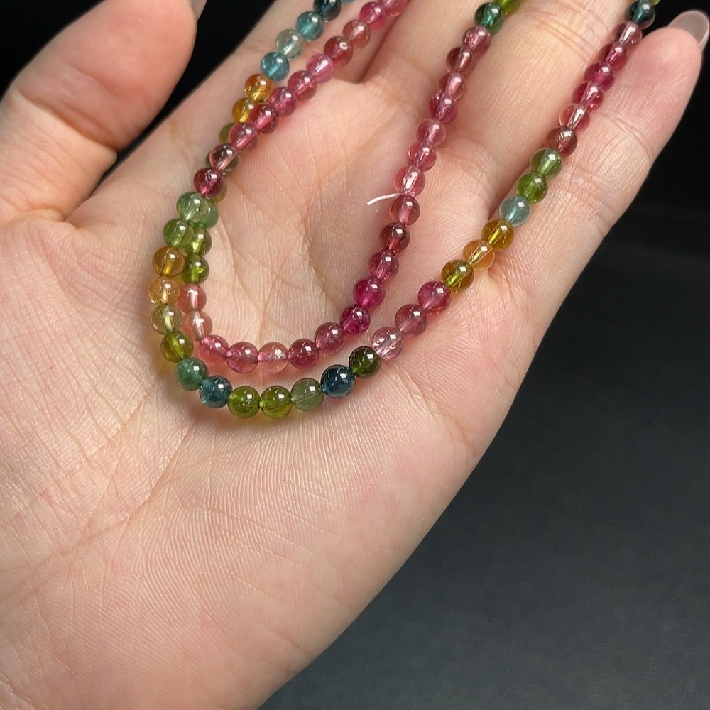 Tourmaline Bead Strand with Visible Organic Inclusions, Total Weight Approx. 15.49g, Size About 4.2mm