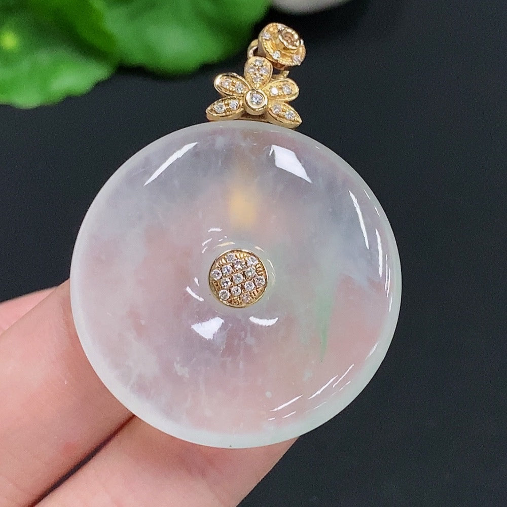 Jadeite Peace Button with 18K Gold Clasp, Total Weight Approx. 15g, Set with Diamonds